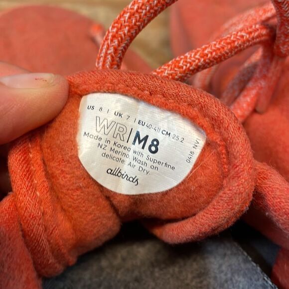 AllBirds wool runners woman’s orange tennis shoes in size 8 - Picture 7 of 10